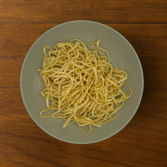 LINGUINE-DI-GRANO-DURO-sfondo-legno.png